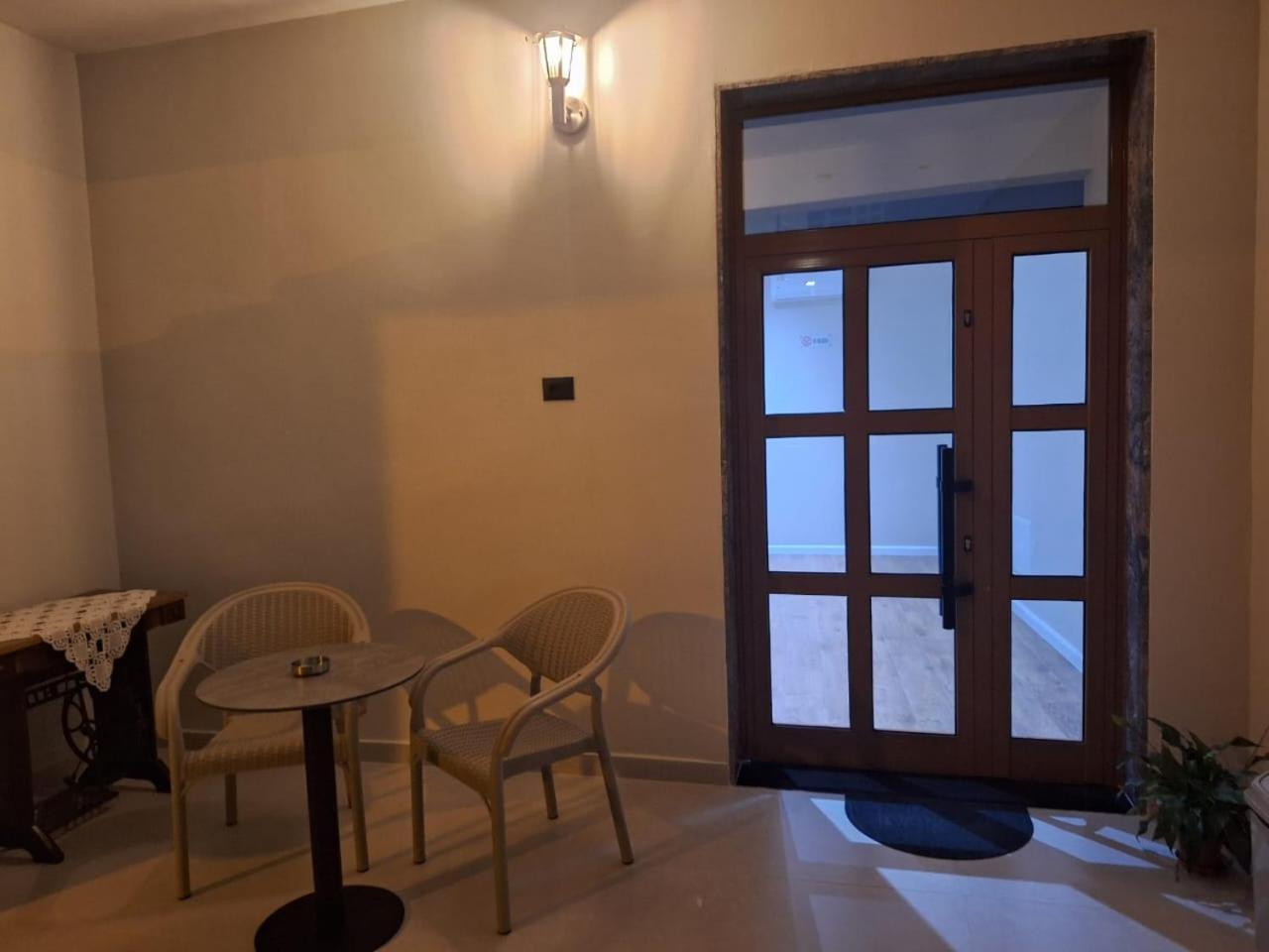Vila Babe Vlorë 外观 照片